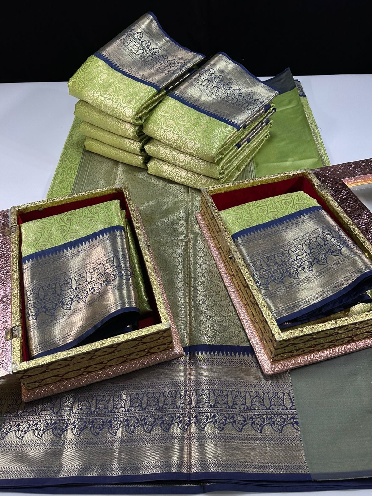KANCHI SEMI SILKS | AB1807B016