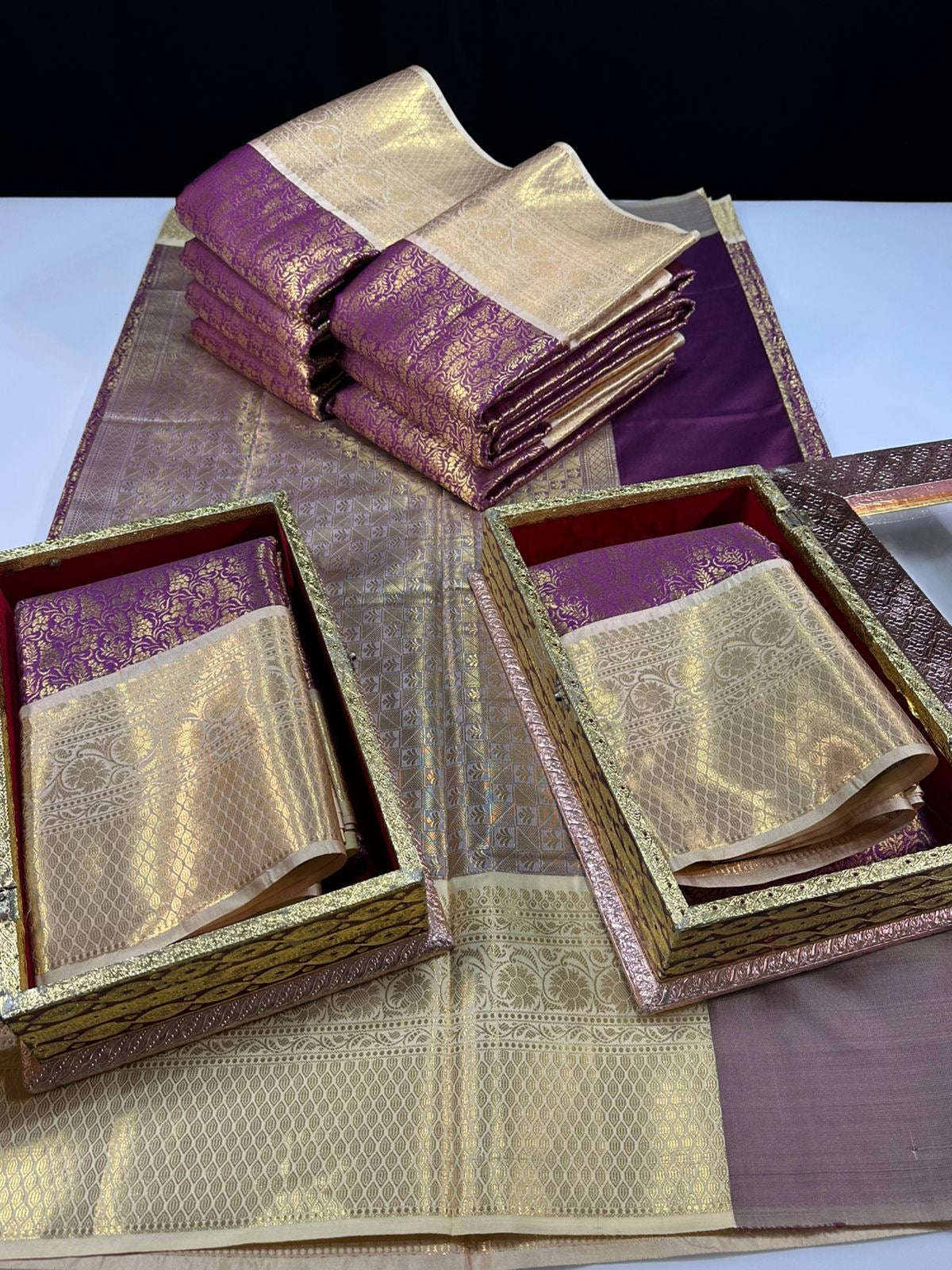 KANCHI SEMI SILKS | AB1807B036