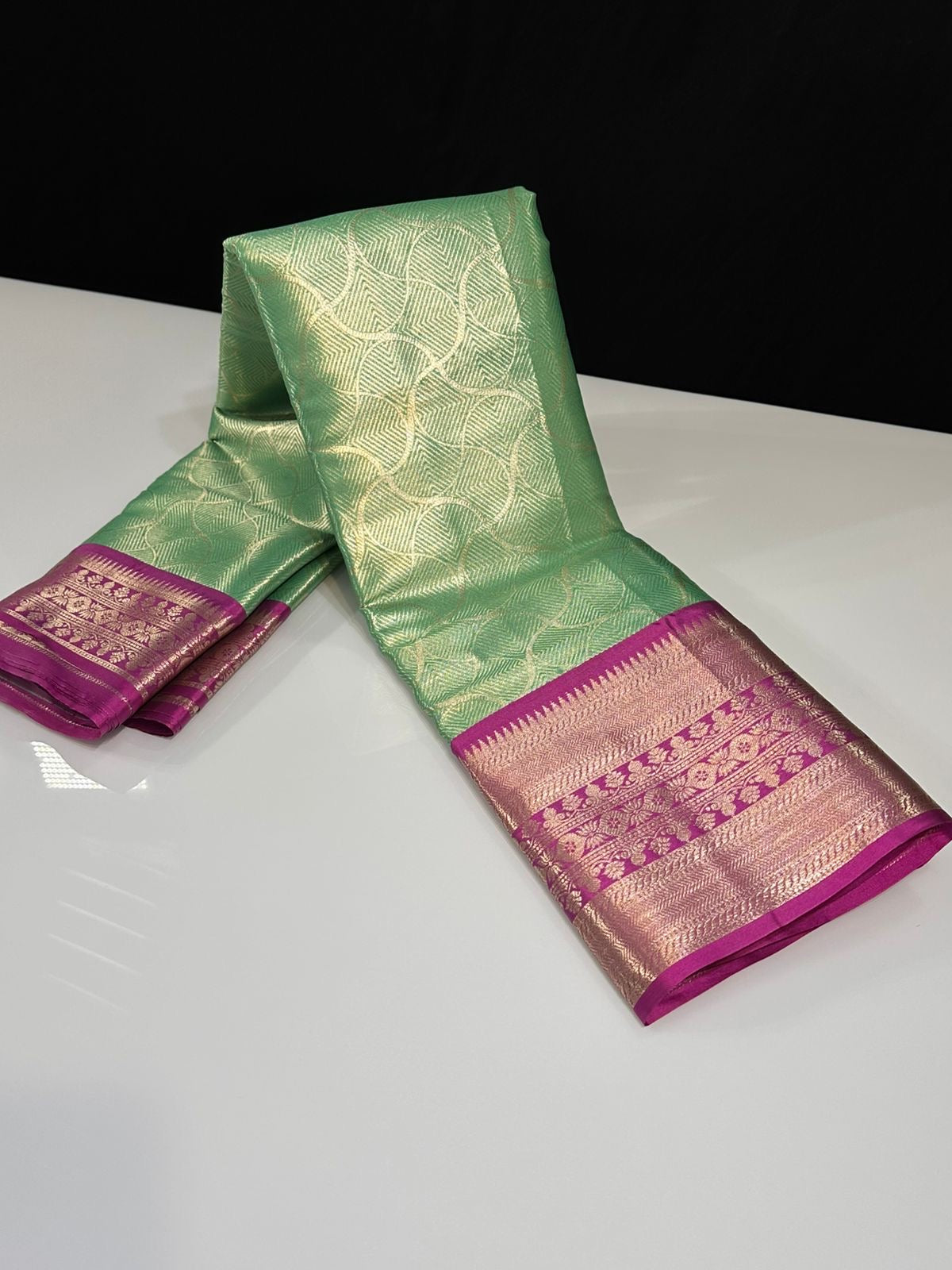 KANCHI SEMI SILKS | AB1807B06