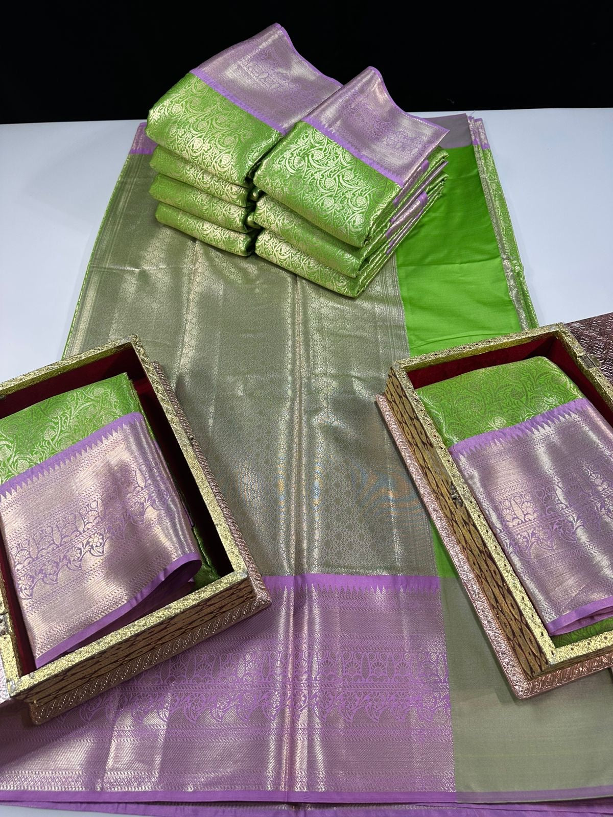 KANCHI SEMI SILKS | AB1807B013