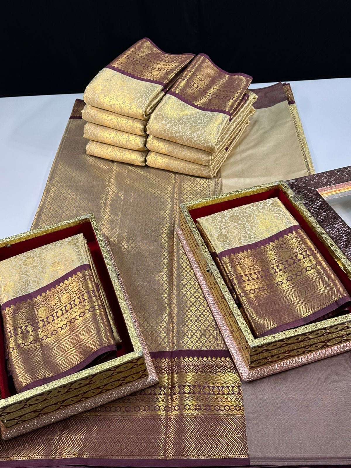 KANCHI SEMI SILKS | AB1807B014