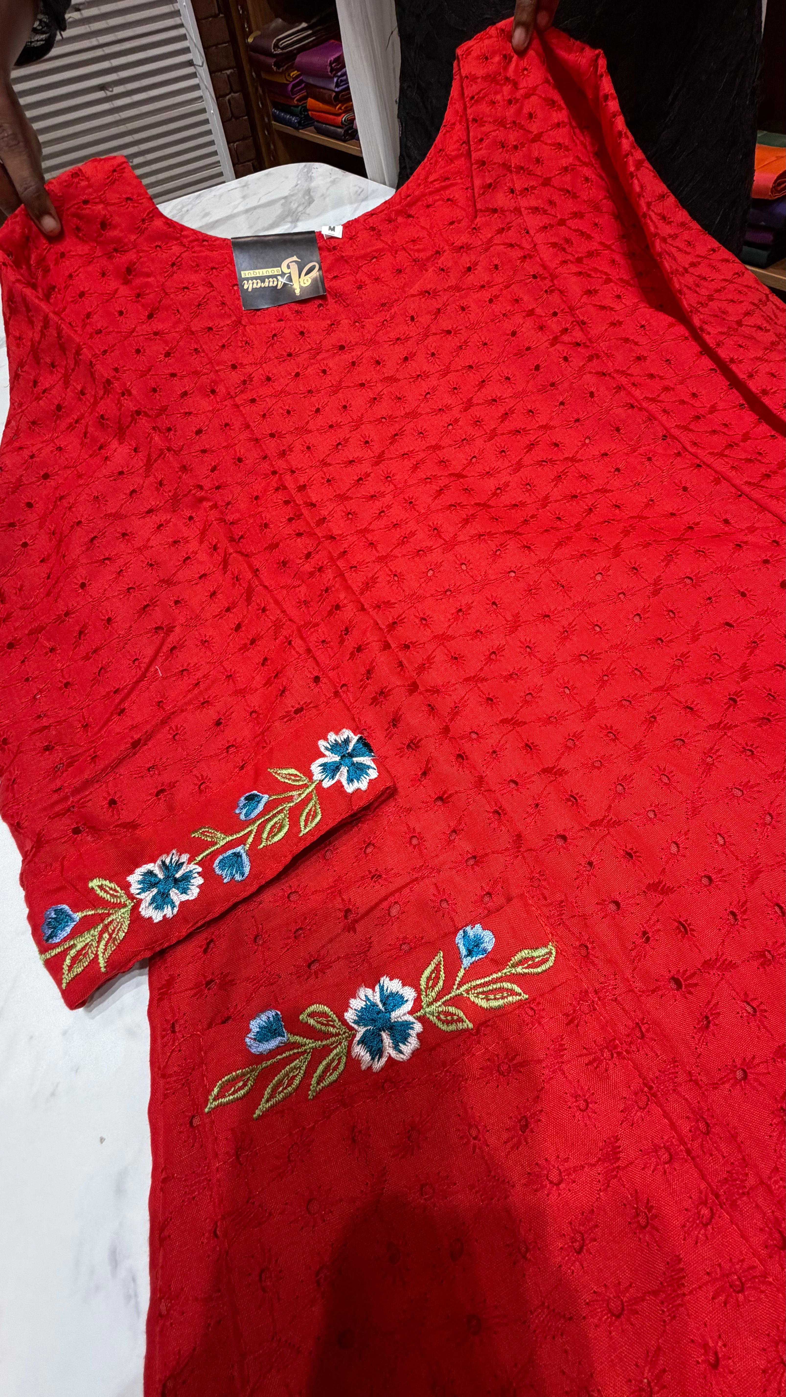 Hakoba Aline kurti | ABHA0426