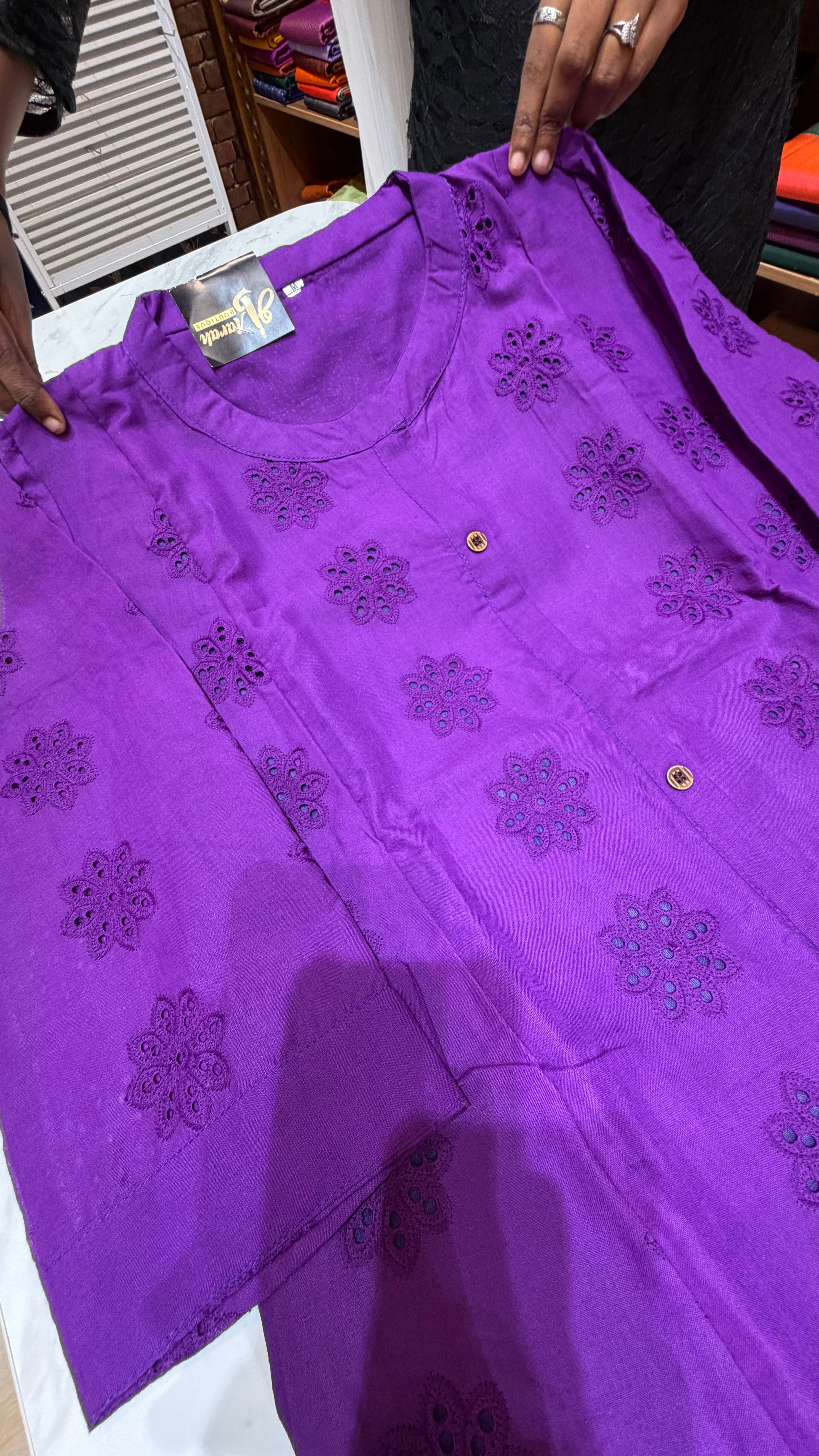 Hakoba Aline kurti | ABHA0426
