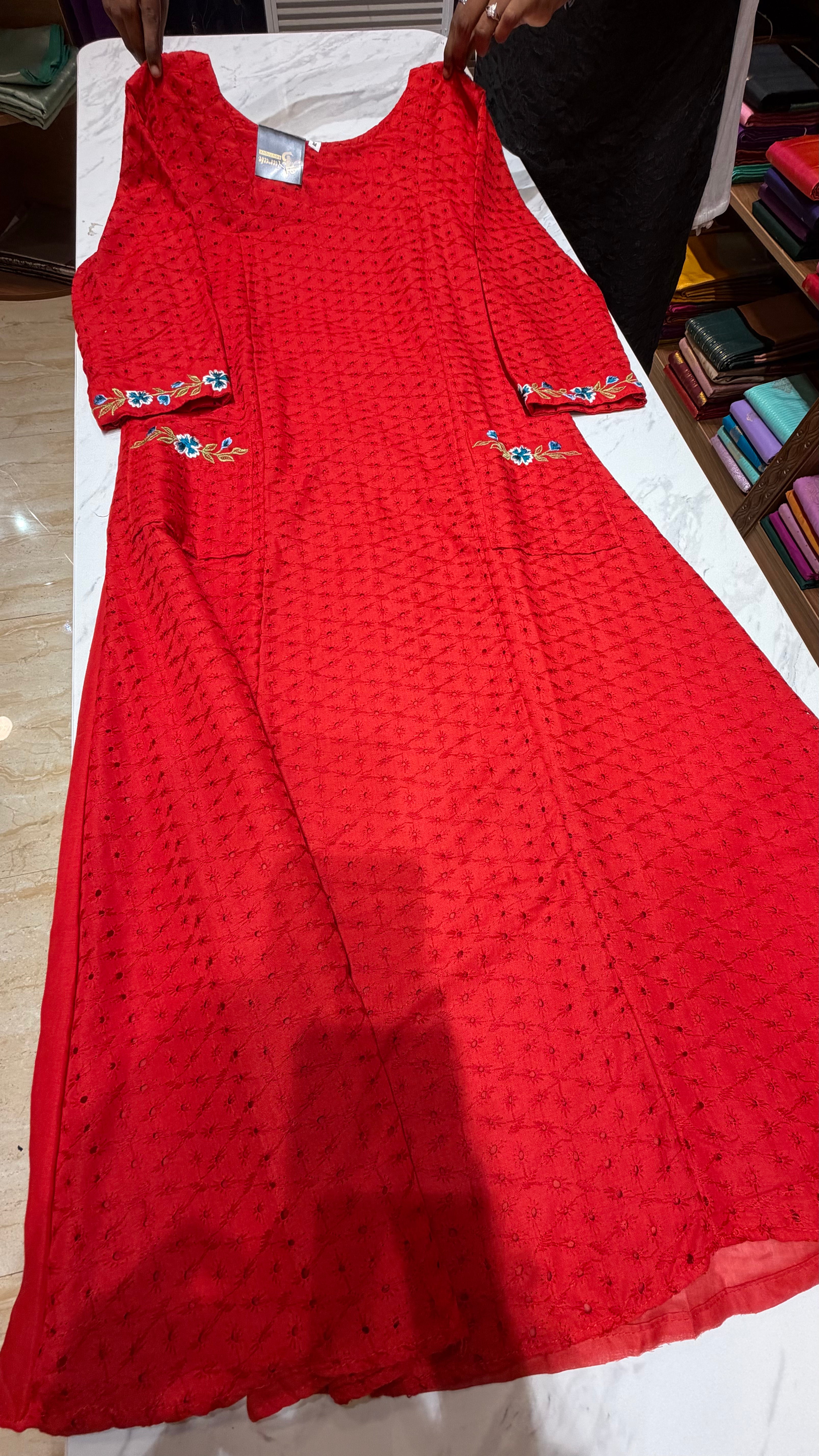 Hakoba Aline kurti | ABHA0426