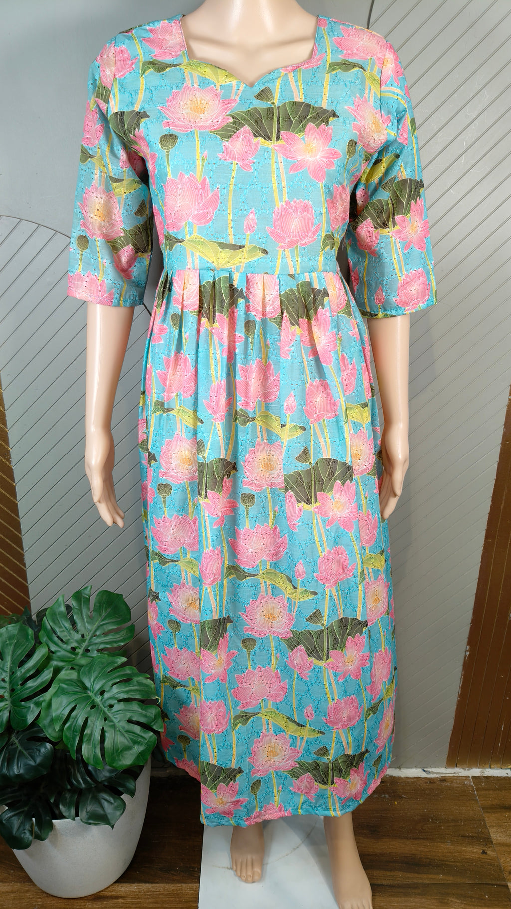 Hakoba Maxi Gown | MAXGO2211