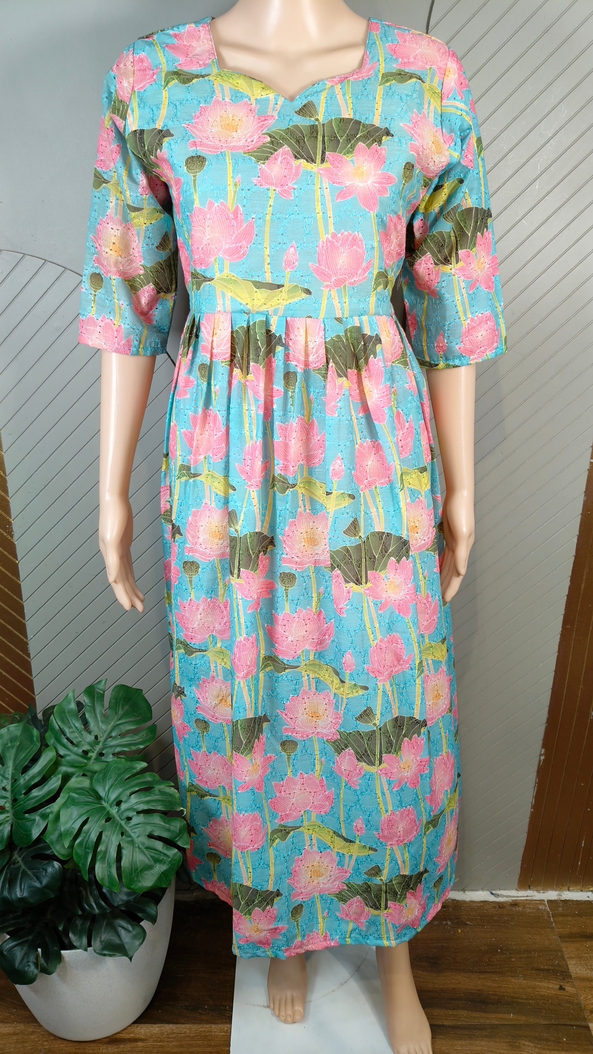 Hakoba Maxi Gown | MAXGO2211